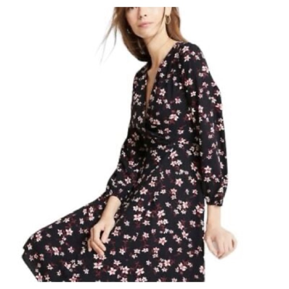 NWT Ann Taylor  floral wrap dress, size 10
